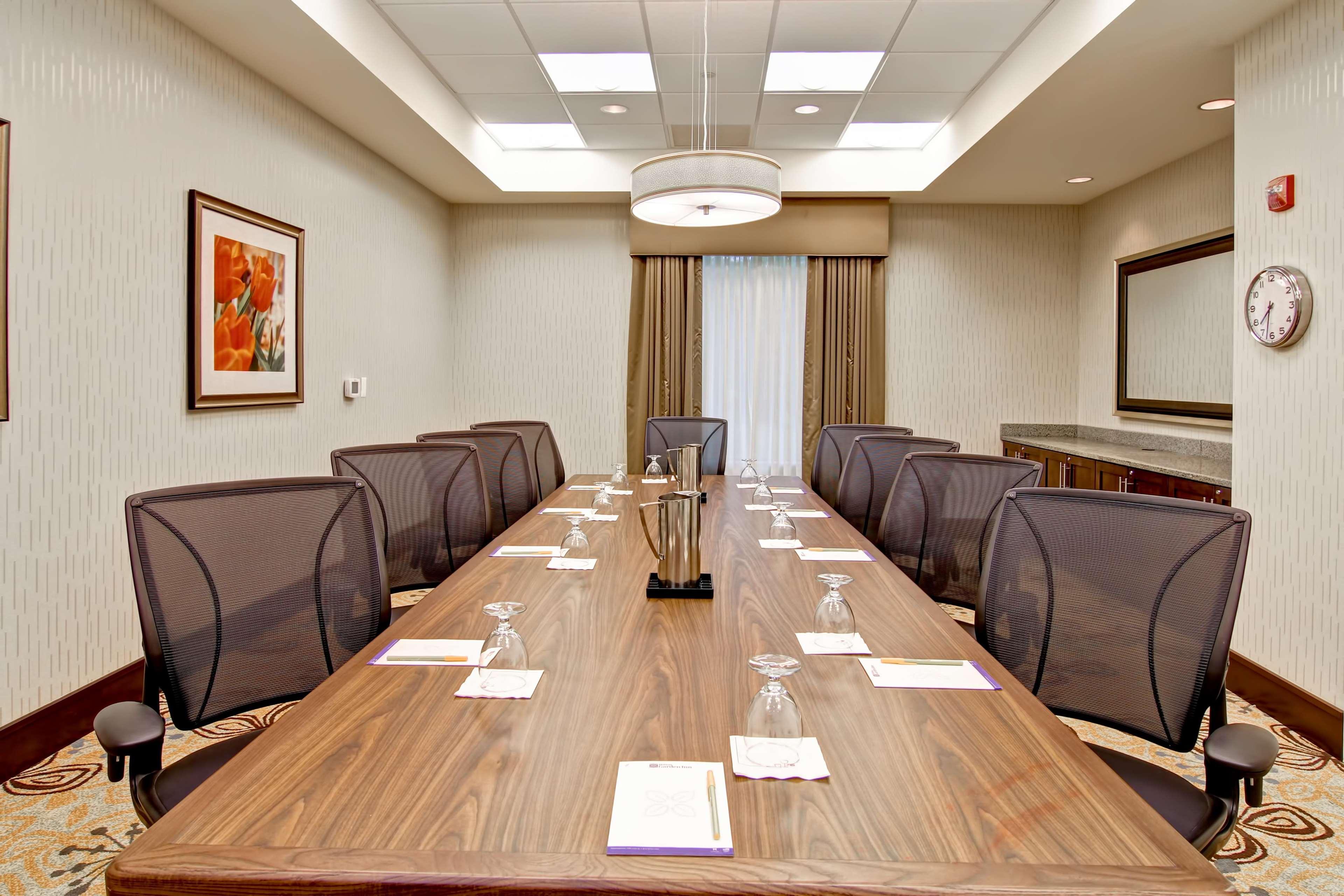 Hotel Hilton Garden 3*